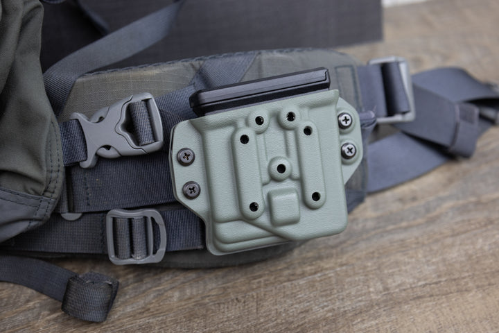 Short Action AICS Mag Carrier